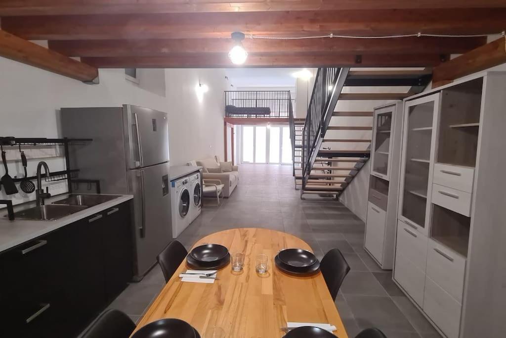 Appartamento Al Centro Di Cagliari Extérieur photo