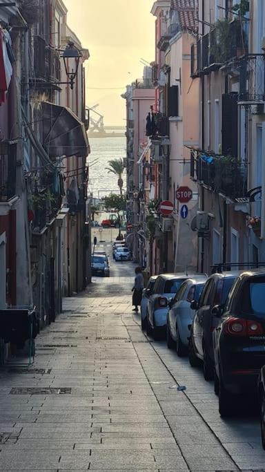 Appartamento Al Centro Di Cagliari Extérieur photo